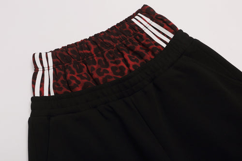 Leopard‑Print Waistband Rivet‑Side Cursive‑Script Black Wide‑Leg Unisex Streetwear Joggers